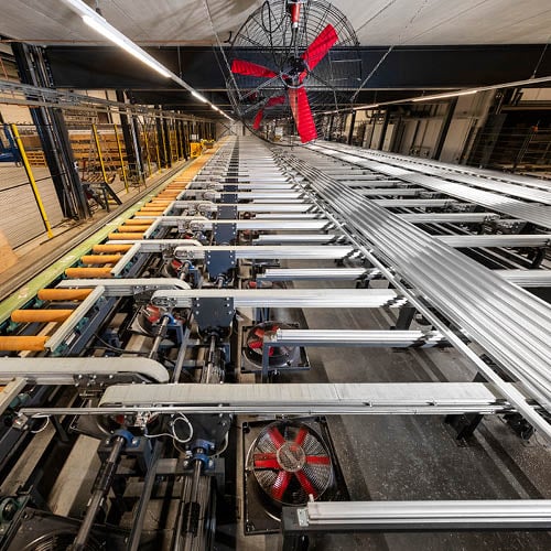 Nave industrial con sistema de ventilación